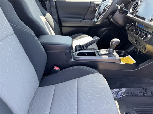 Used 2023 Toyota Tacoma TRD Sport image 6