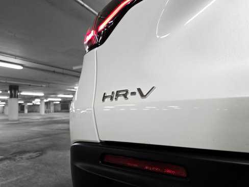 Certified 2024 Honda HR-V LX image 10