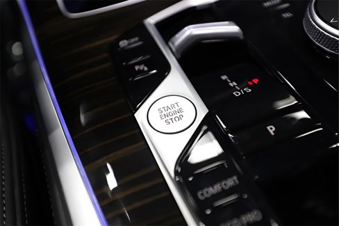 Used 2023 BMW X7 xDrive40i w/ Premium Package image 67
