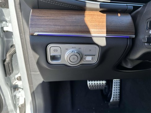 New 2025 Mercedes-Benz GLS 450 4MATIC image 13