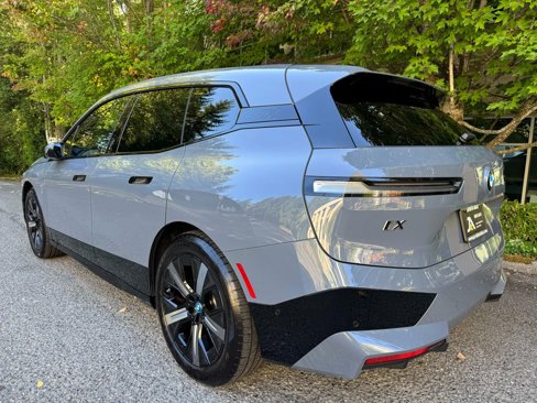 Used 2023 BMW iX M60 w/ Executive Package image 7