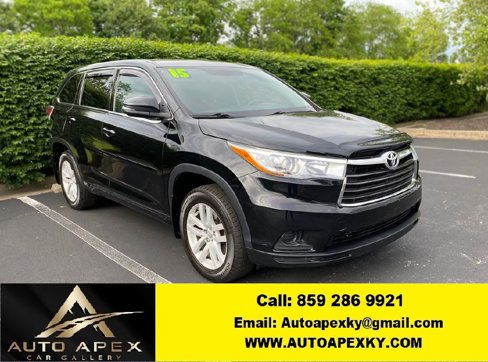 Used 2015 Toyota Highlander LE image 1