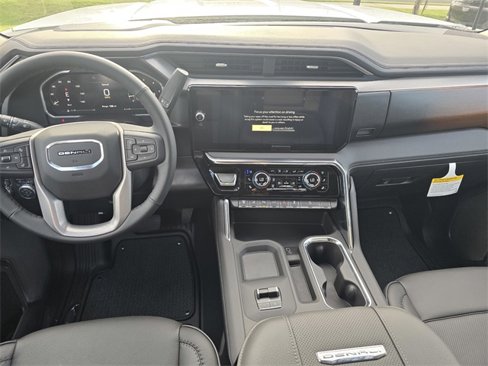 New 2026 GMC Sierra 2500 Denali w/ Denali Reserve Package image 14