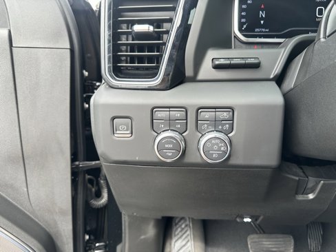 Certified 2024 GMC Sierra 3500 Denali w/ Denali Reserve Package image 28
