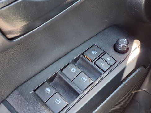 Used 2022 Toyota Tacoma SR image 15