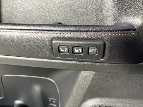Used 2022 Toyota 4Runner Limited image 24