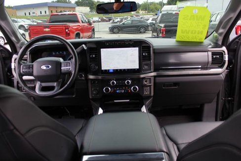 Used 2023 Ford F350 Lariat w/ Lariat Ultimate Package image 16
