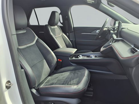 New 2025 Ford Explorer ST image 11