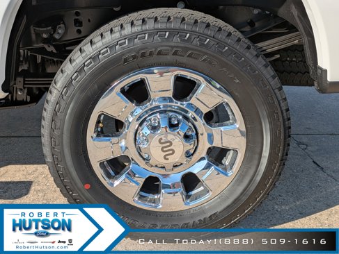 New 2025 Ford F350 King Ranch w/ Chrome Package image 10