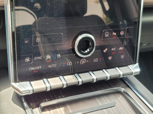 New 2025 GMC Sierra EV Denali image 8