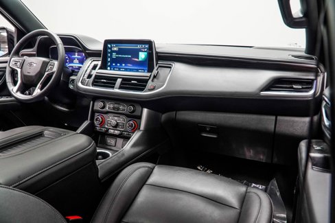 Used 2024 Chevrolet Tahoe Z71 w/ Luxury Package image 16