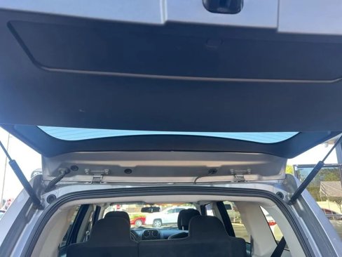 Used 2017 Jeep Patriot Latitude image 24