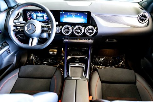 Certified 2025 Mercedes-Benz GLA 250 image 26