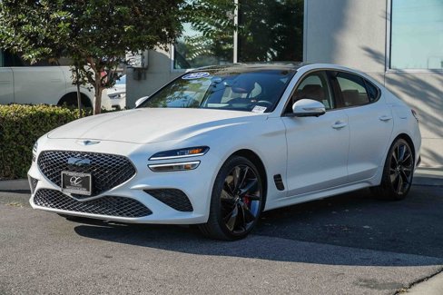 Used 2023 Genesis G70 3.3T w/ Sport Prestige Package image 3