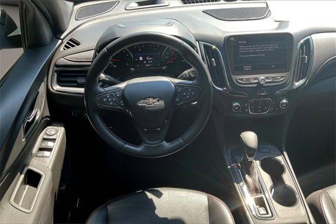 Used 2022 Chevrolet Equinox RS w/ RS Leather Package image 5