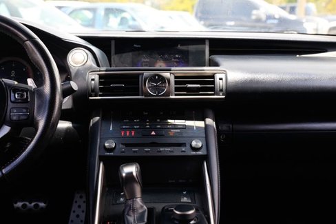 Used 2019 Lexus IS 300 F Sport image 38