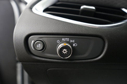 Used 2016 Chevrolet Malibu LT image 20