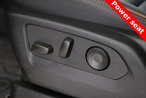 Used 2025 GMC Yukon AT4 image 19