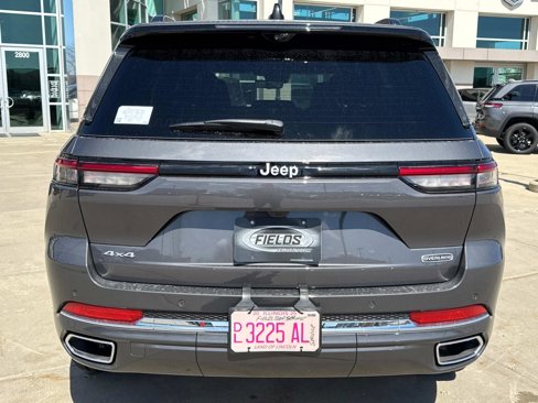 New 2025 Jeep Grand Cherokee Overland w/ Luxury Tech Group IV image 6