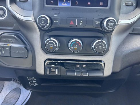 Used 2024 RAM 2500 Big Horn image 13