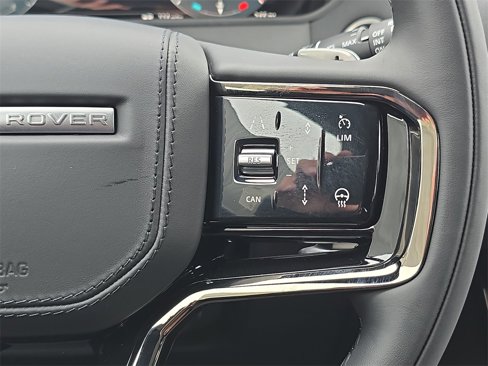 New 2026 Land Rover Range Rover Velar Dynamic SE image 18