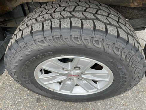 Used 2017 GMC Sierra 1500 SLE image 15