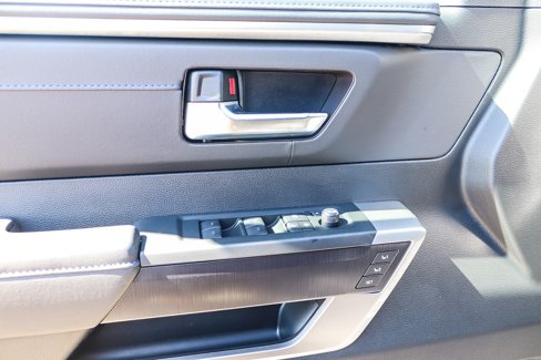 New 2025 Toyota Tundra Limited image 23