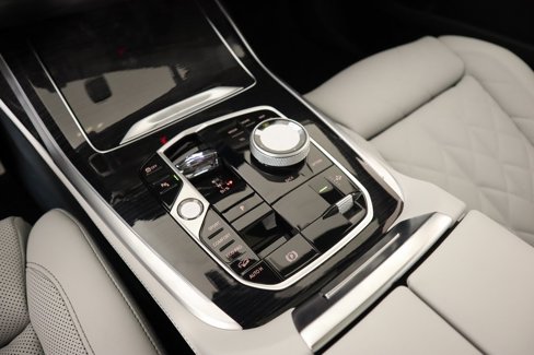 New 2026 BMW X7 xDrive40i image 10