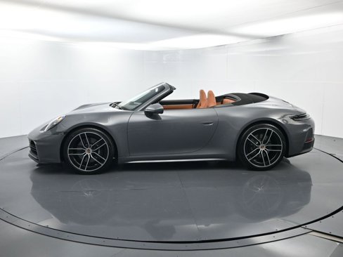 Certified 2025 Porsche 911 Carrera image 2
