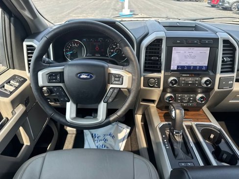 Used 2020 Ford F150 Lariat w/ Equipment Group 502A Luxury image 13