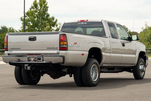 Used 2005 Chevrolet Silverado 3500 LT w/ Heavy-Duty Power Package image 26