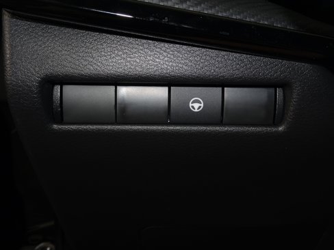 New 2026 Nissan Kicks SR image 58