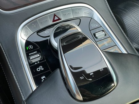 Used 2019 Mercedes-Benz S 63 AMG S 4MATIC Sedan w/ Warmth & Comfort Package image 38