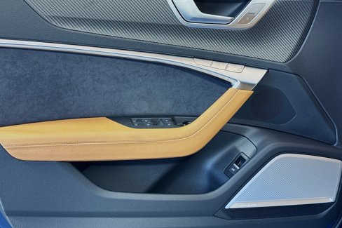New 2025 Audi RS 6 performance image 16