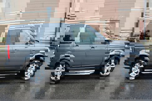 Used 2015 Land Rover LR4 HSE image 10