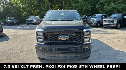 New 2025 Ford F350 XLT w/ Black Appearance Package image 5