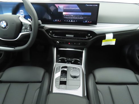 Used 2025 BMW 330i Sedan w/ Convenience Package image 14
