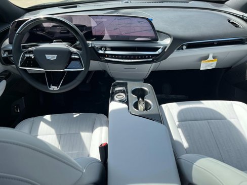 New 2026 Cadillac Lyriq Sport image 15