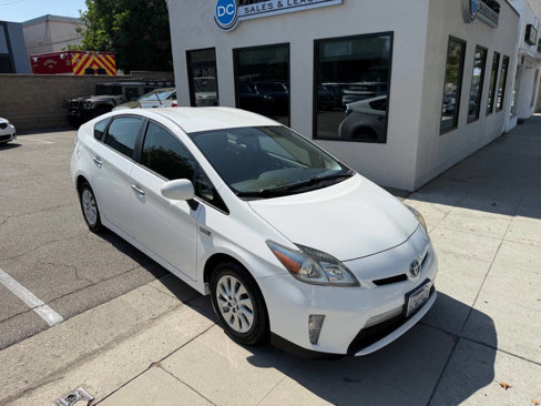 Used 2013 Toyota Prius Plug-In Hybrid image 13