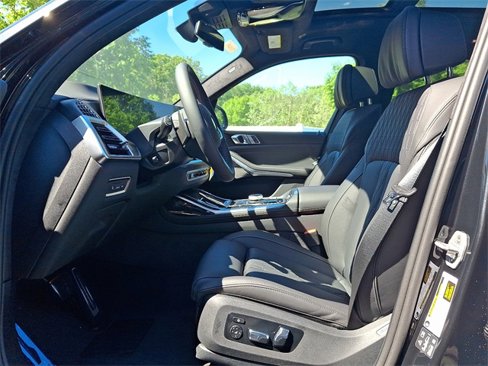 New 2026 BMW X7 M60i image 13