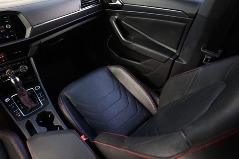 Used 2019 Volkswagen Jetta GLI Autobahn image 24