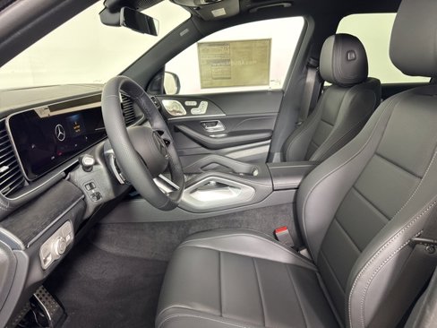 New 2026 Mercedes-Benz GLS 450 4MATIC image 11