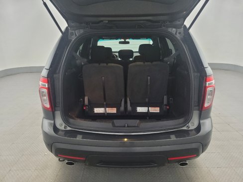 Used 2015 Ford Explorer XLT w/ Equipment Group 201B image 29
