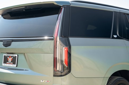 Used 2023 Cadillac Escalade V image 28