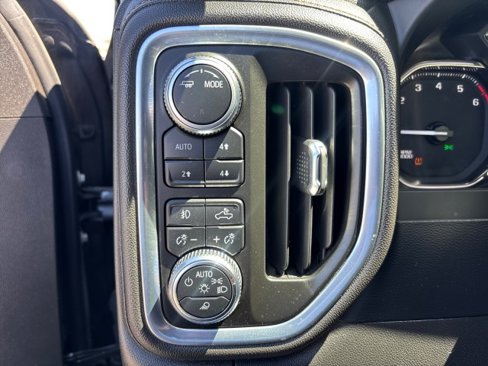Used 2022 GMC Sierra 1500 AT4 image 13