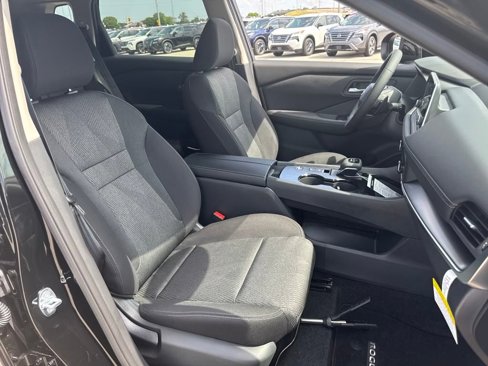 New 2026 Nissan Rogue SV image 9