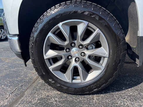 Used 2022 Chevrolet Silverado 1500 LT image 24