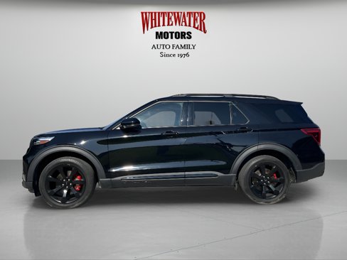 Used 2022 Ford Explorer ST w/ Equipment Group 401A image 2