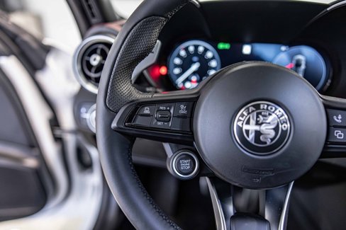New 2025 Alfa Romeo Giulia AWD image 25