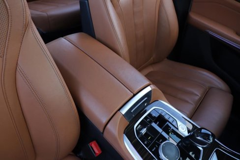 Used 2021 BMW X7 xDrive40i w/ M Sport Package image 57